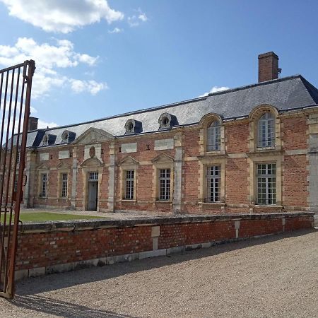 Chateau De La Ferte Saint Aubin Bed and Breakfast Exterior foto
